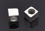 Серебристые разделительные бусины-кубики 4 мм